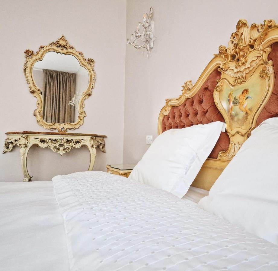 Amor Tirol Busteni (Adults Only) 외부 사진