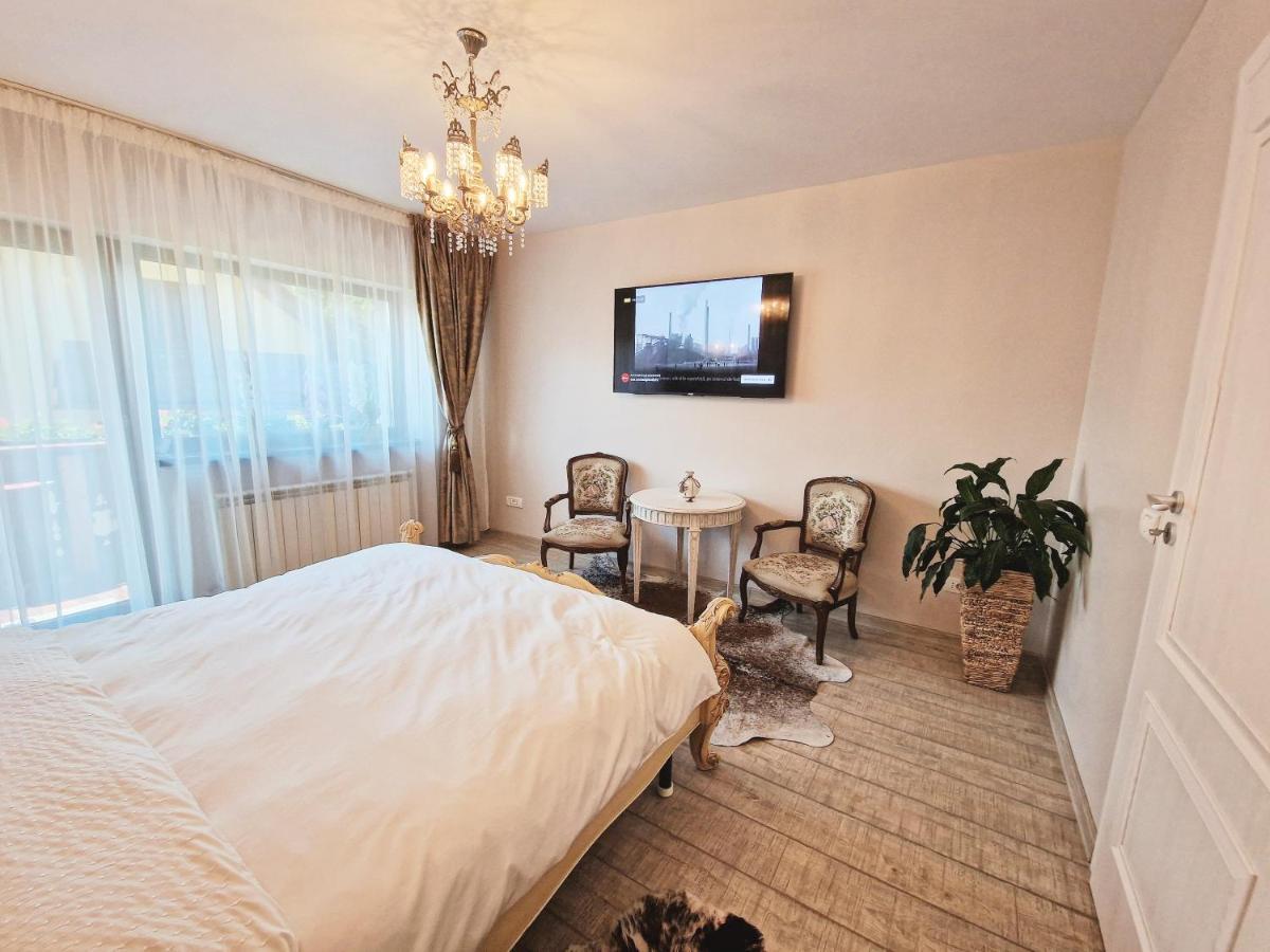Amor Tirol Busteni (Adults Only) 외부 사진